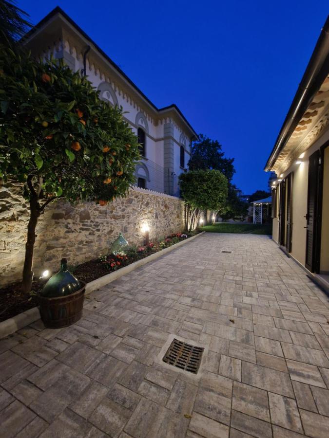 Serra Di Mare Casa Con Giardino Ливорно Экстерьер фото